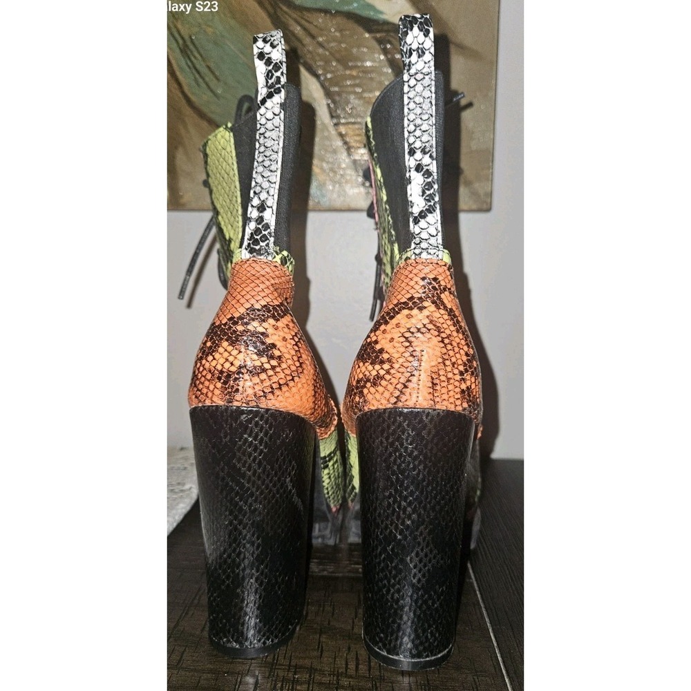 Cape Robbin Winnie‎ Neon Vegan Leather Snake Print Platform Ankle Boots Size 6 - Picture 3 of 5